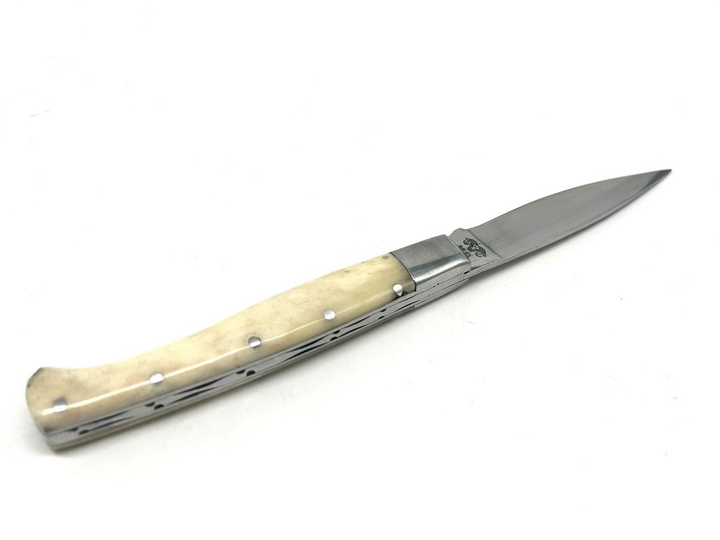Knife with blonde buffalo horn 20 cm