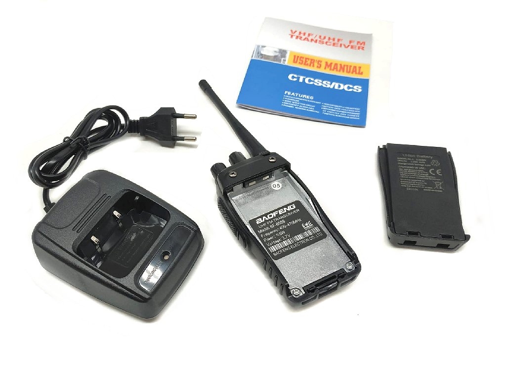 Ricetrasmittente Baofeng VHF UHF FM 16 Canali